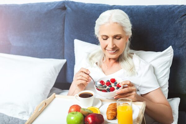 Ce să mănânci la micul dejun în menopauză pentru mai multă sațietate
